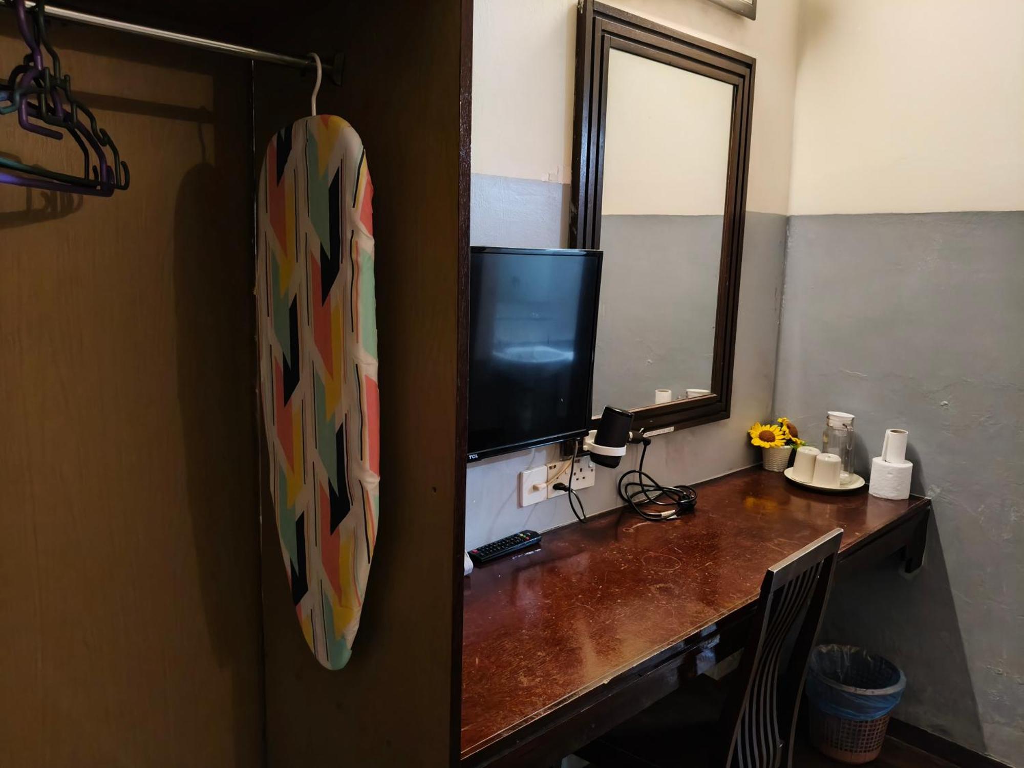 Cozzy Motel Malacca Extérieur photo